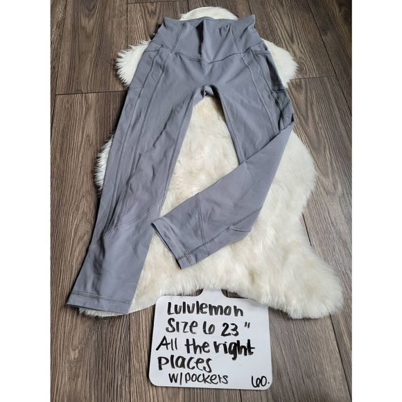 lululemon athletica Pants - Lululemon Size 6 All the Right Places